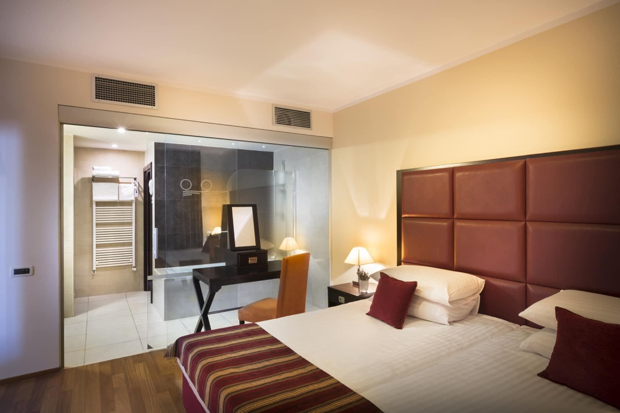Valamar Atrium Residence Baška Eksteriør billede