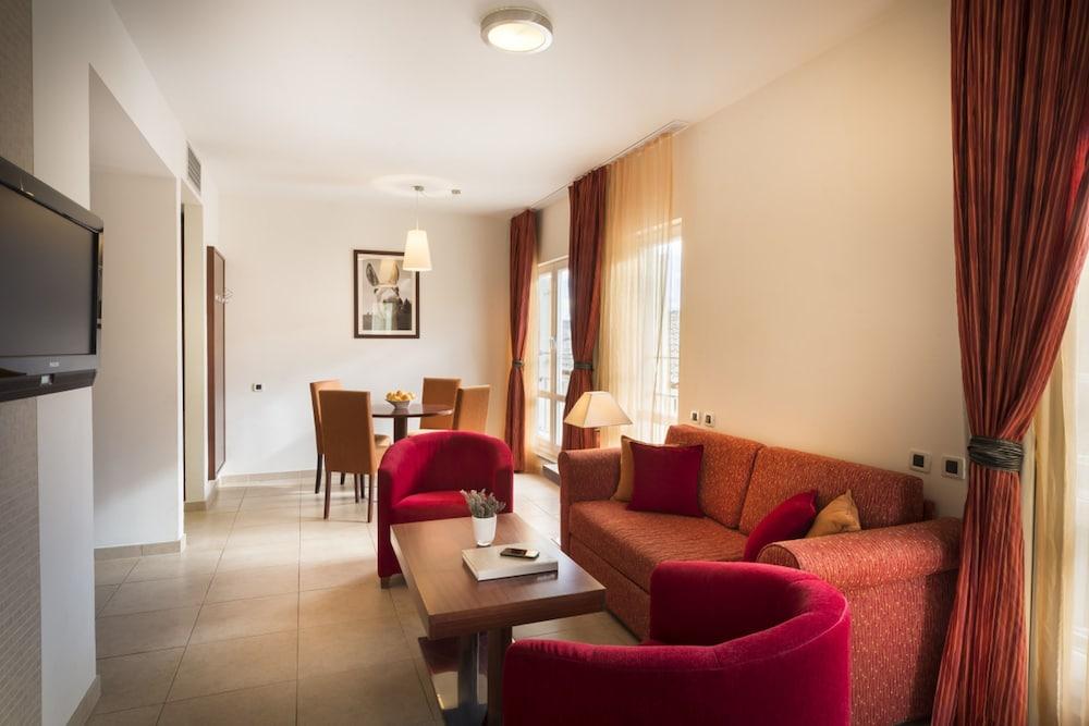 Valamar Atrium Residence Baška Eksteriør billede