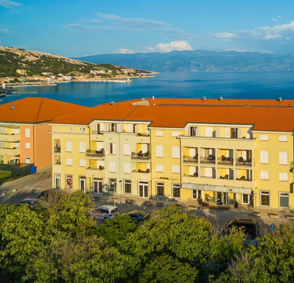 Valamar Atrium Residence Baška Eksteriør billede
