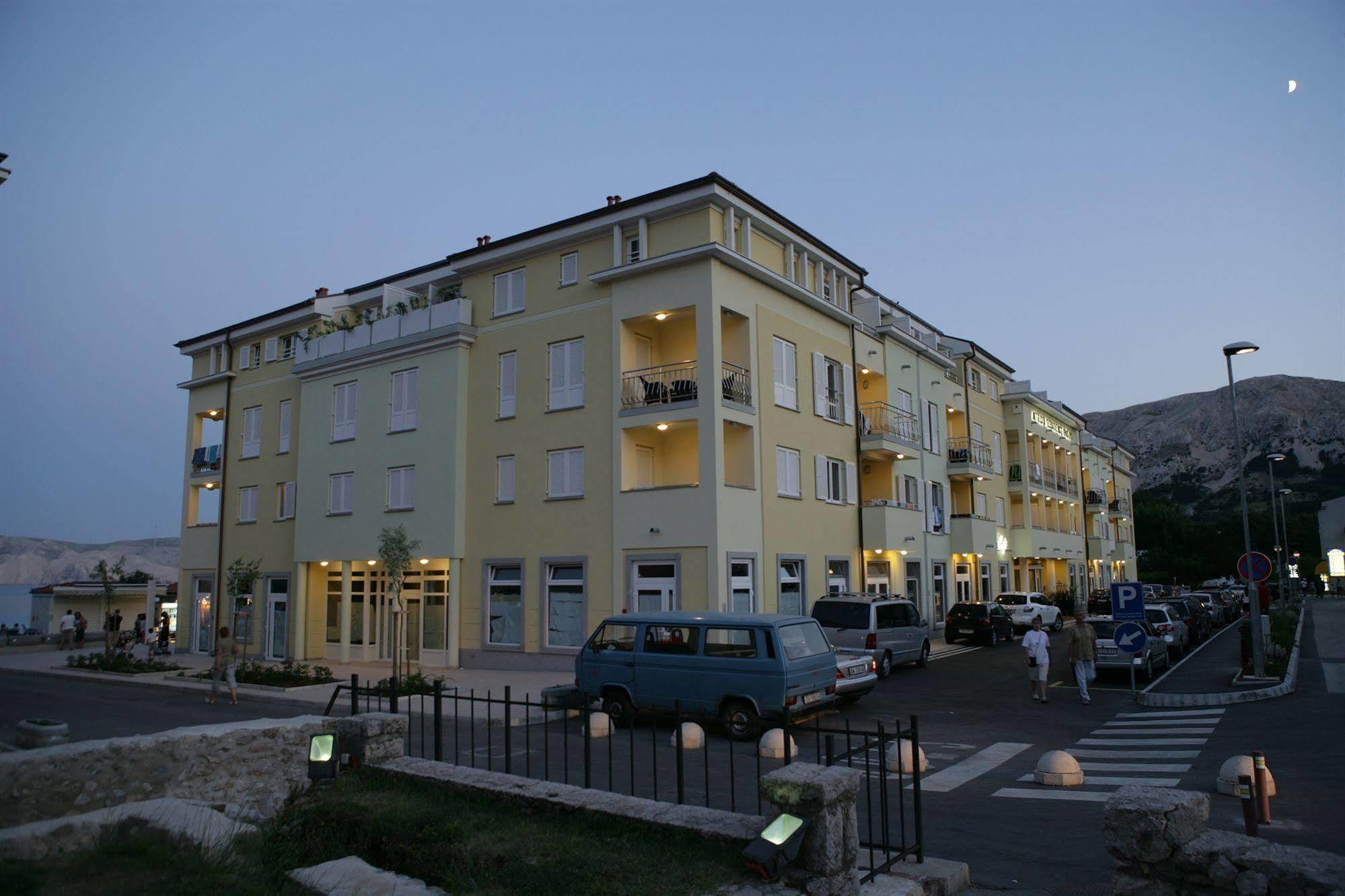 Valamar Atrium Residence Baška Eksteriør billede