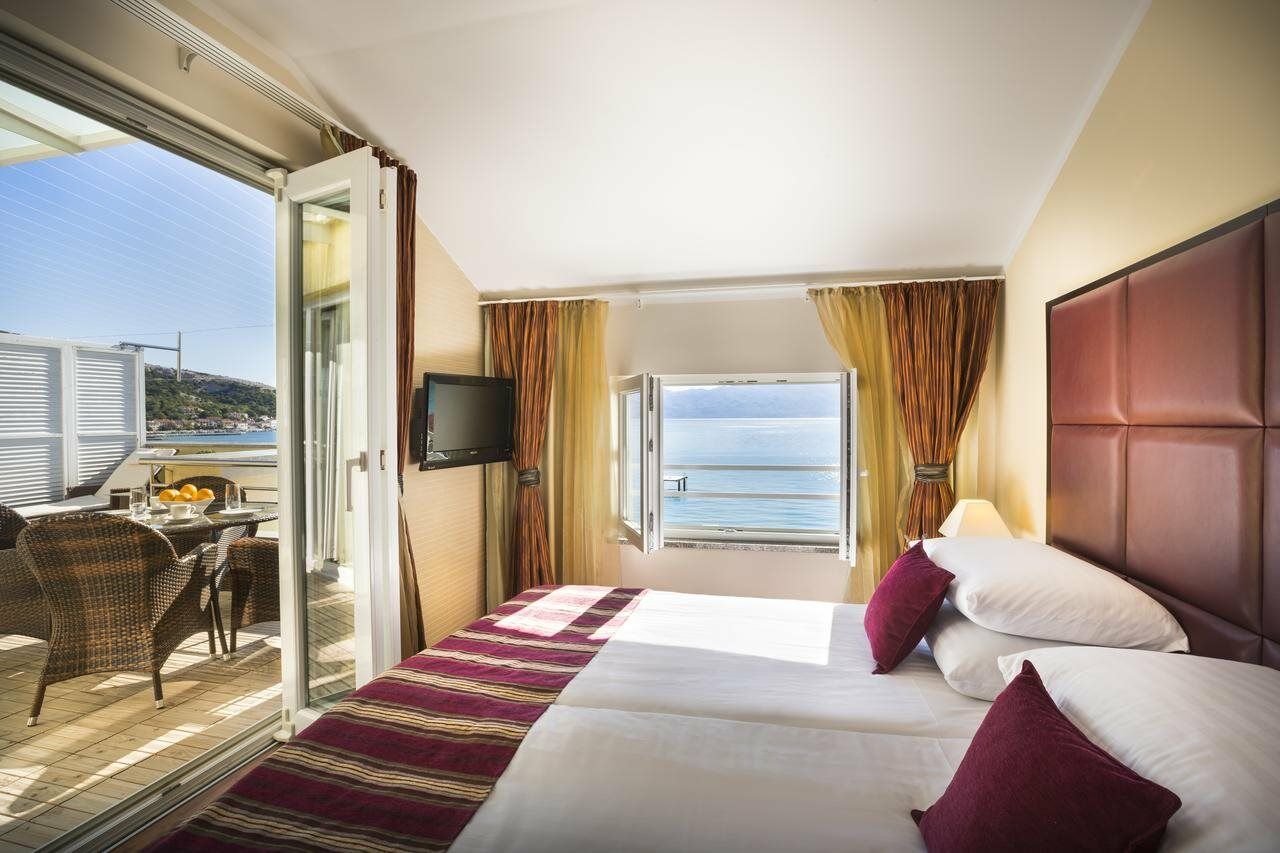 Valamar Atrium Residence Baška Eksteriør billede